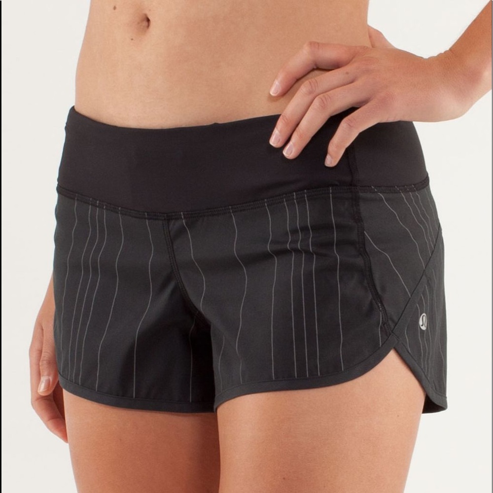 (Lululemon) Run: Speed Short *Reflective, 12